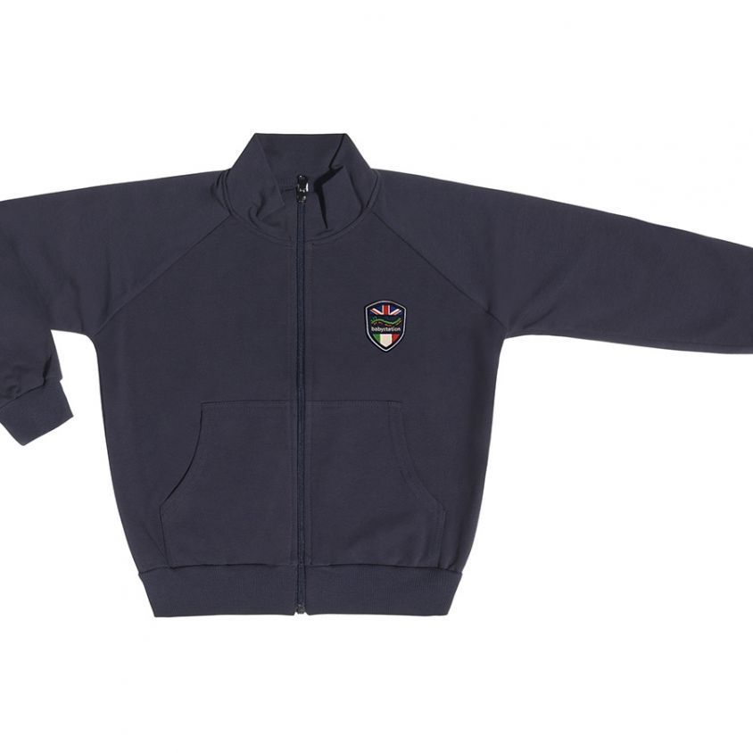 Lupetto zip con stemma davanti e stampa sul retro